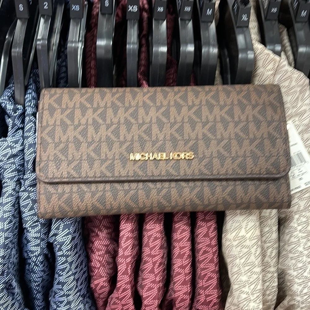 MICHAEL KORS JET SET TRV LARGE TRIFOLD Brown
